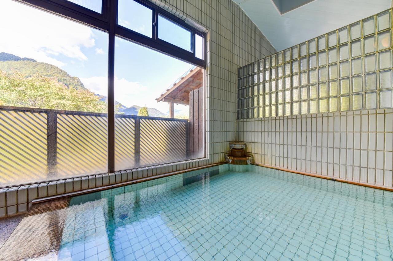 Resort Inn Chirorian ทาคายาม่า ภายนอก รูปภาพ
